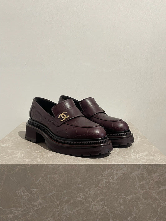 Mocassins Chanel bordeaux T.37