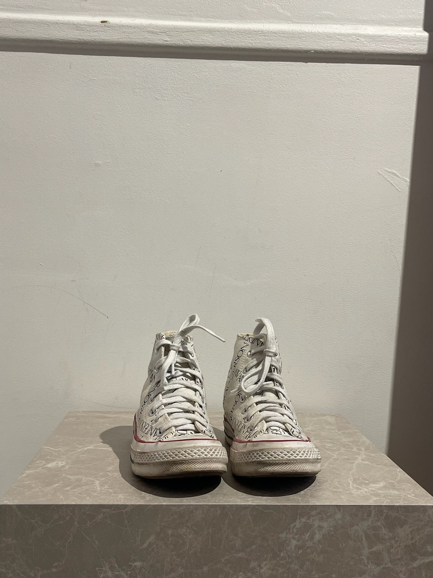 Baskets J.W Anderson x Converse T.36
