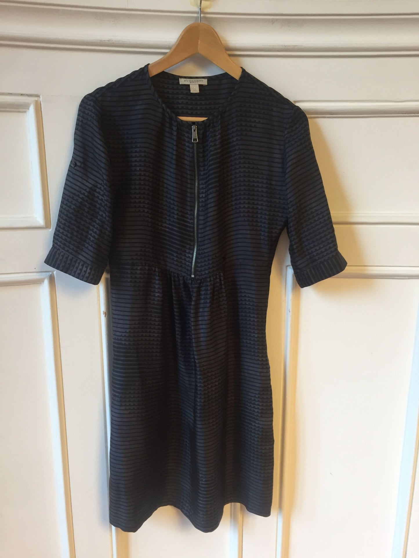 Robe Burberry grise T.34