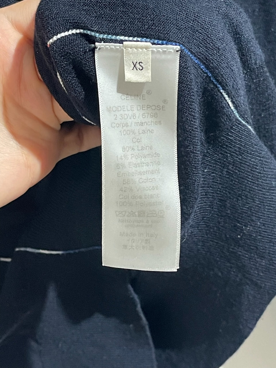 Pull Celine bleu marine T.XS