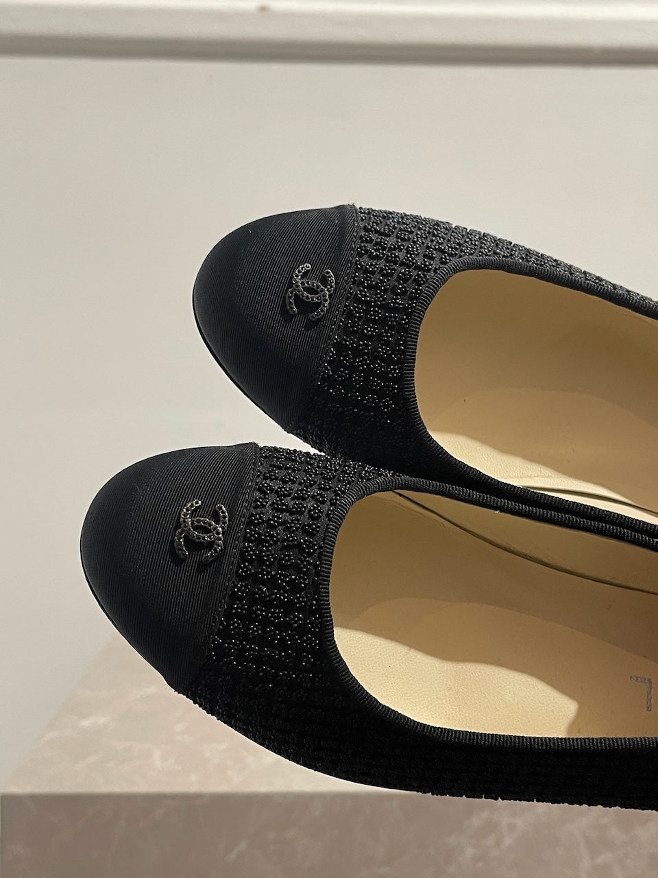 Ballerine Chanel noires T.39 NEUVES