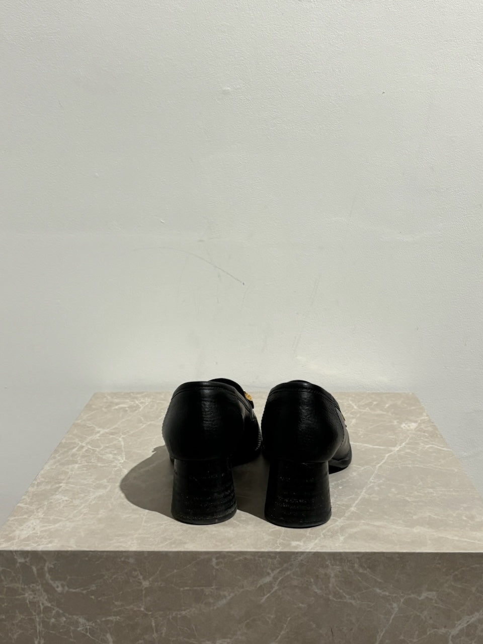 Escarpins Gucci noirs T.36,5