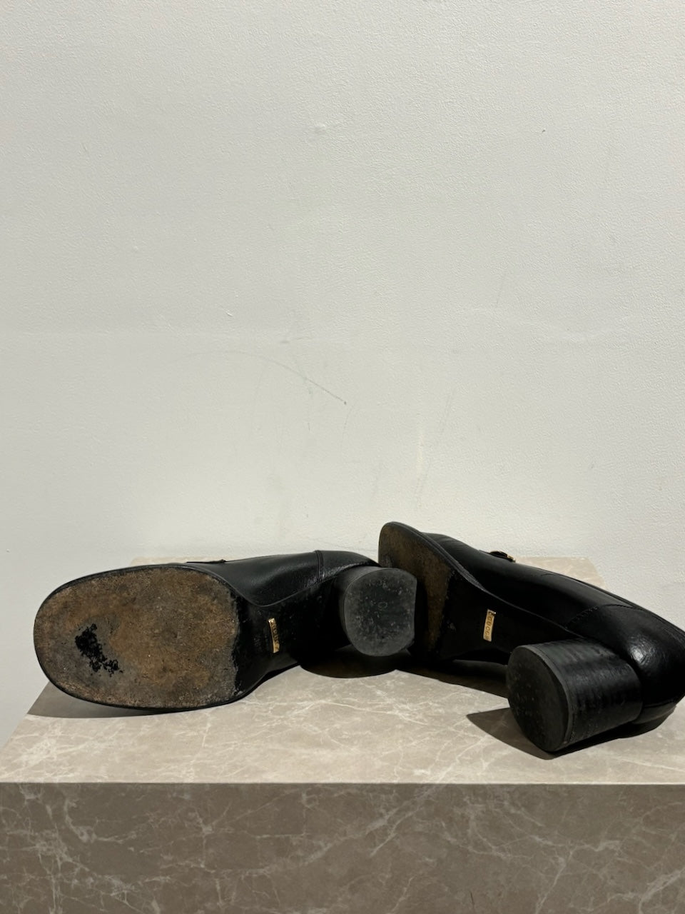 Escarpins Gucci noirs T.36,5