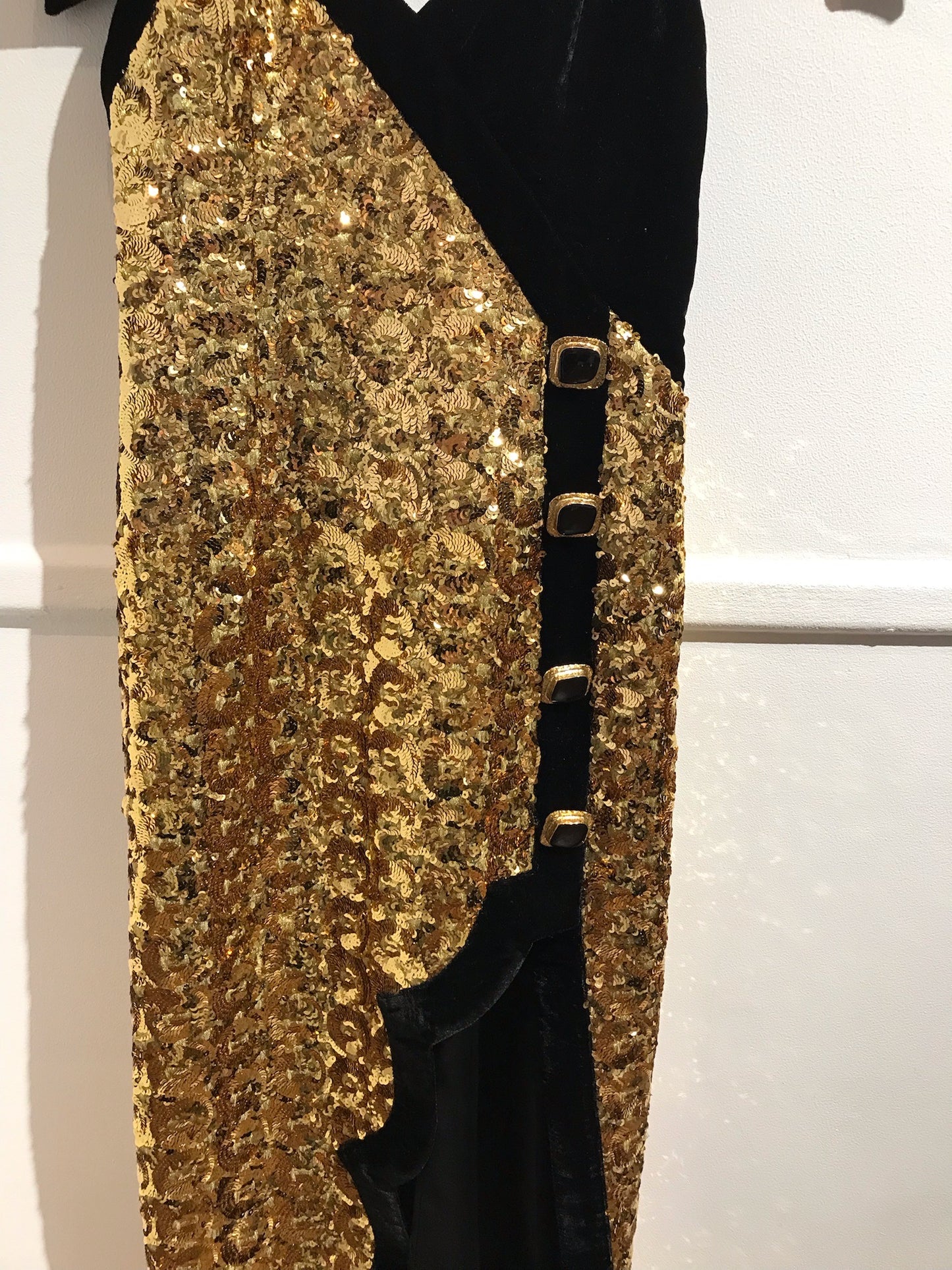 Robe Raisa Vanessa noire dorée T.36 Neuf