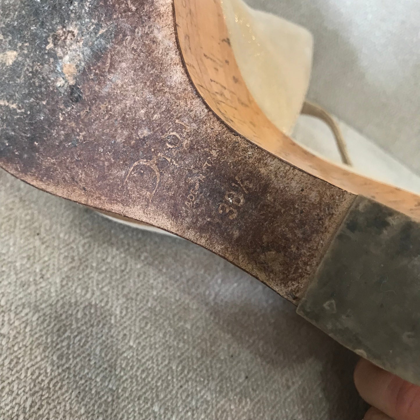 Sandales Dior compensées T.38,5