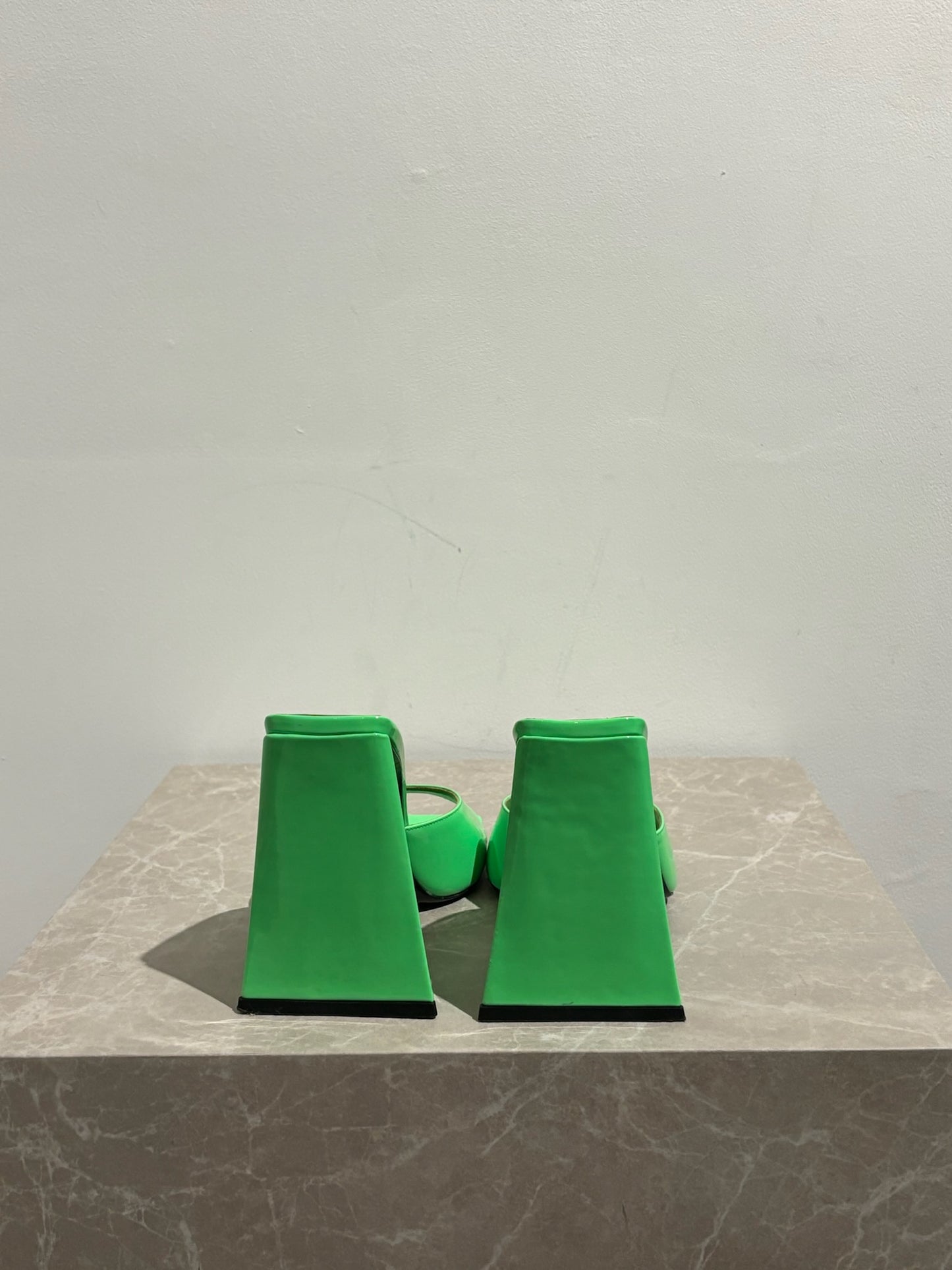 Mules The Attico vertes T.41