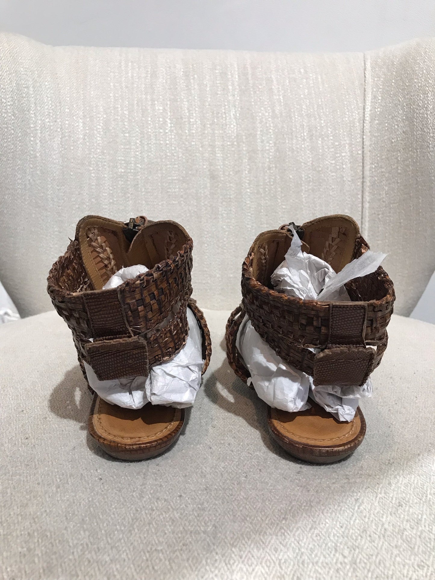 Sandales Givenchy marron T.38,5