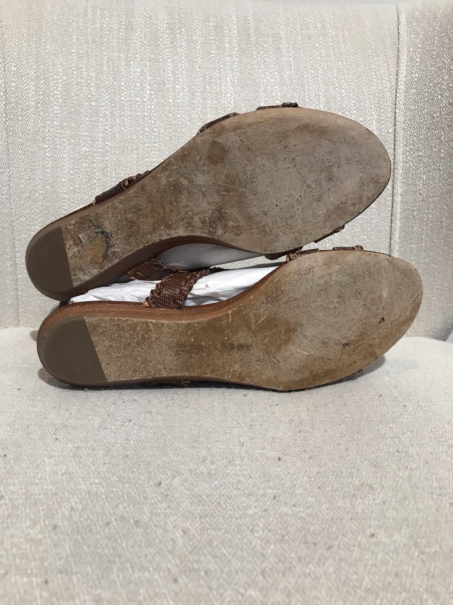 Sandales Givenchy marron T.38,5