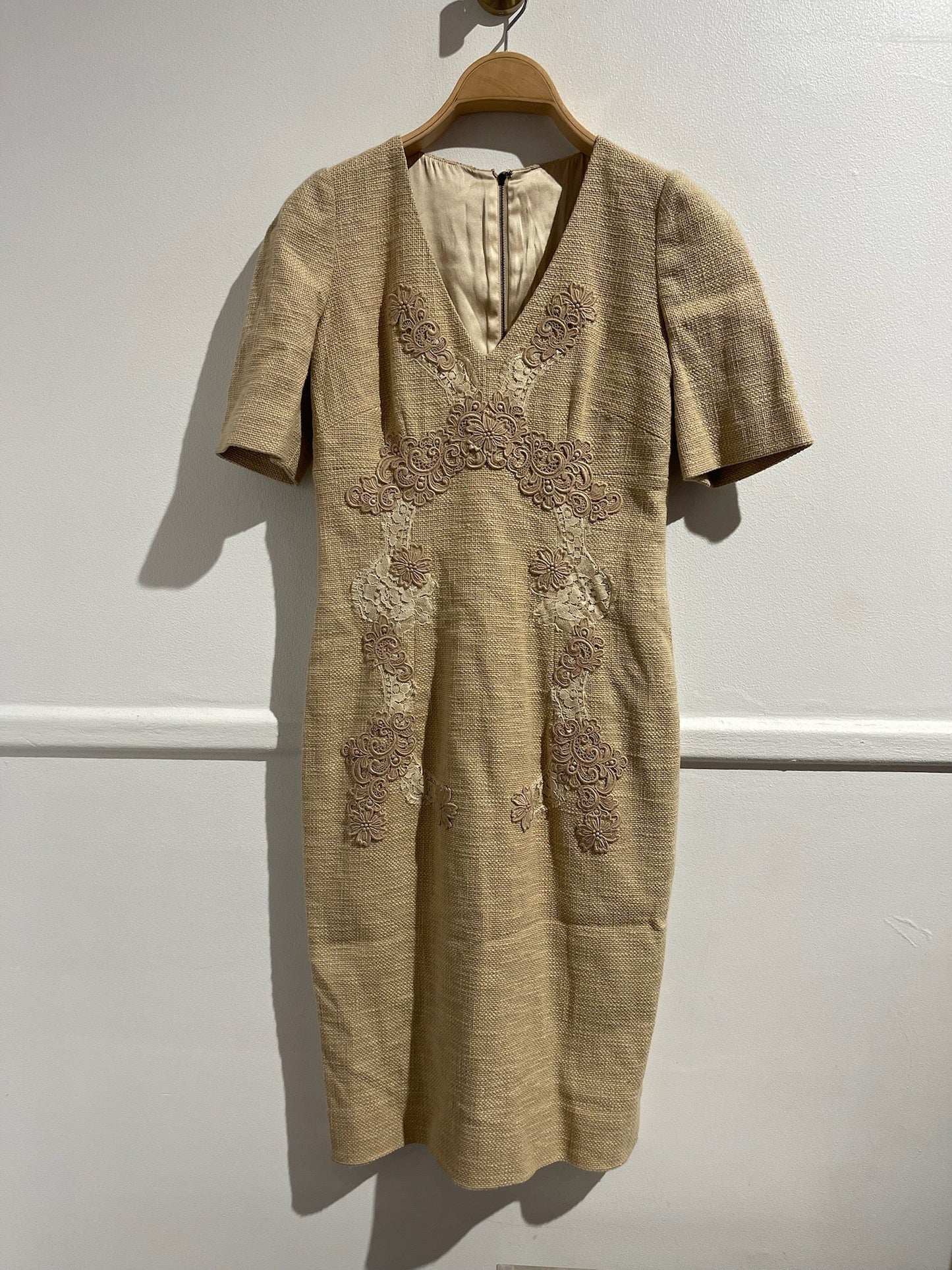 Robe Dolce & Gabbana beige T.36