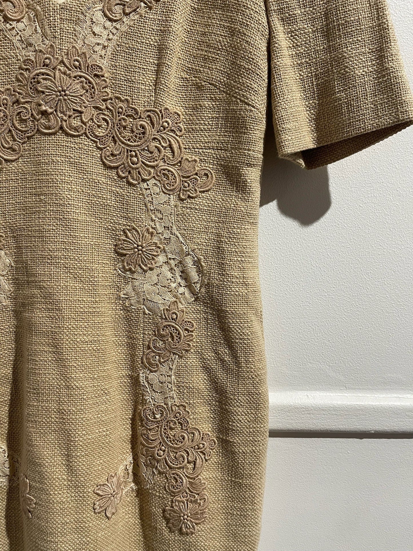 Robe Dolce & Gabbana beige T.36