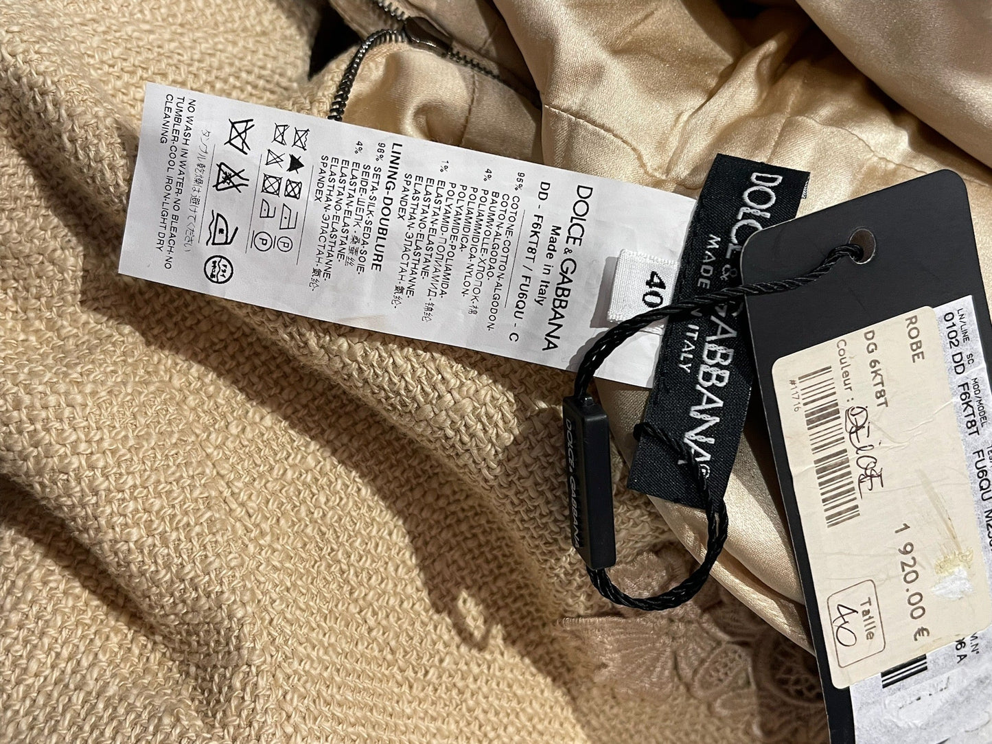 Robe Dolce & Gabbana beige T.36