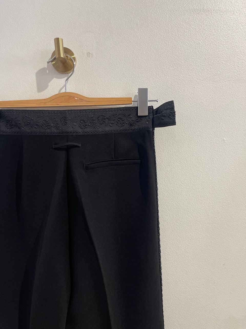 Pantalon Jean Paul Gaultier noir T.36