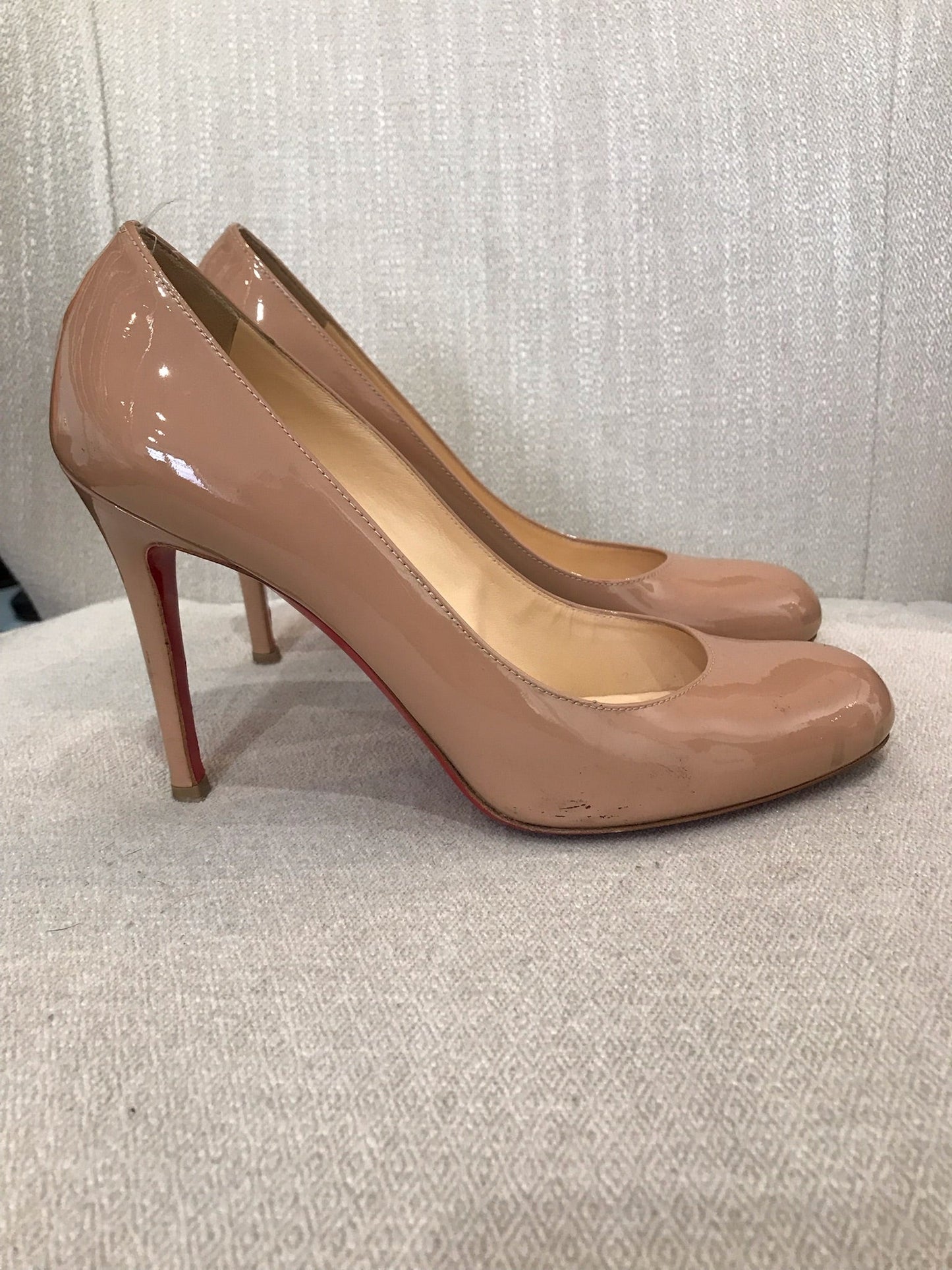 Escarpins Christian Louboutin T.39,5