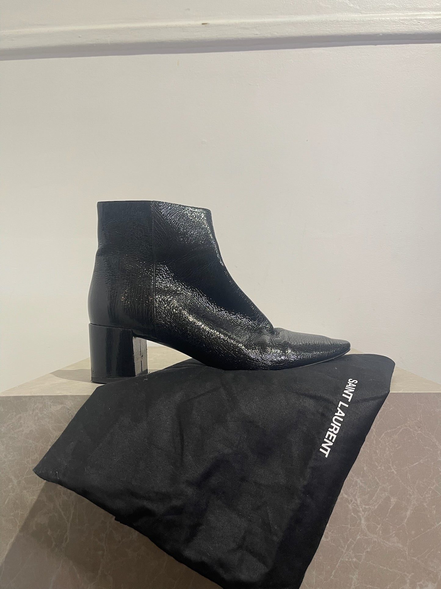 Bottines Saint Laurent noires T.40