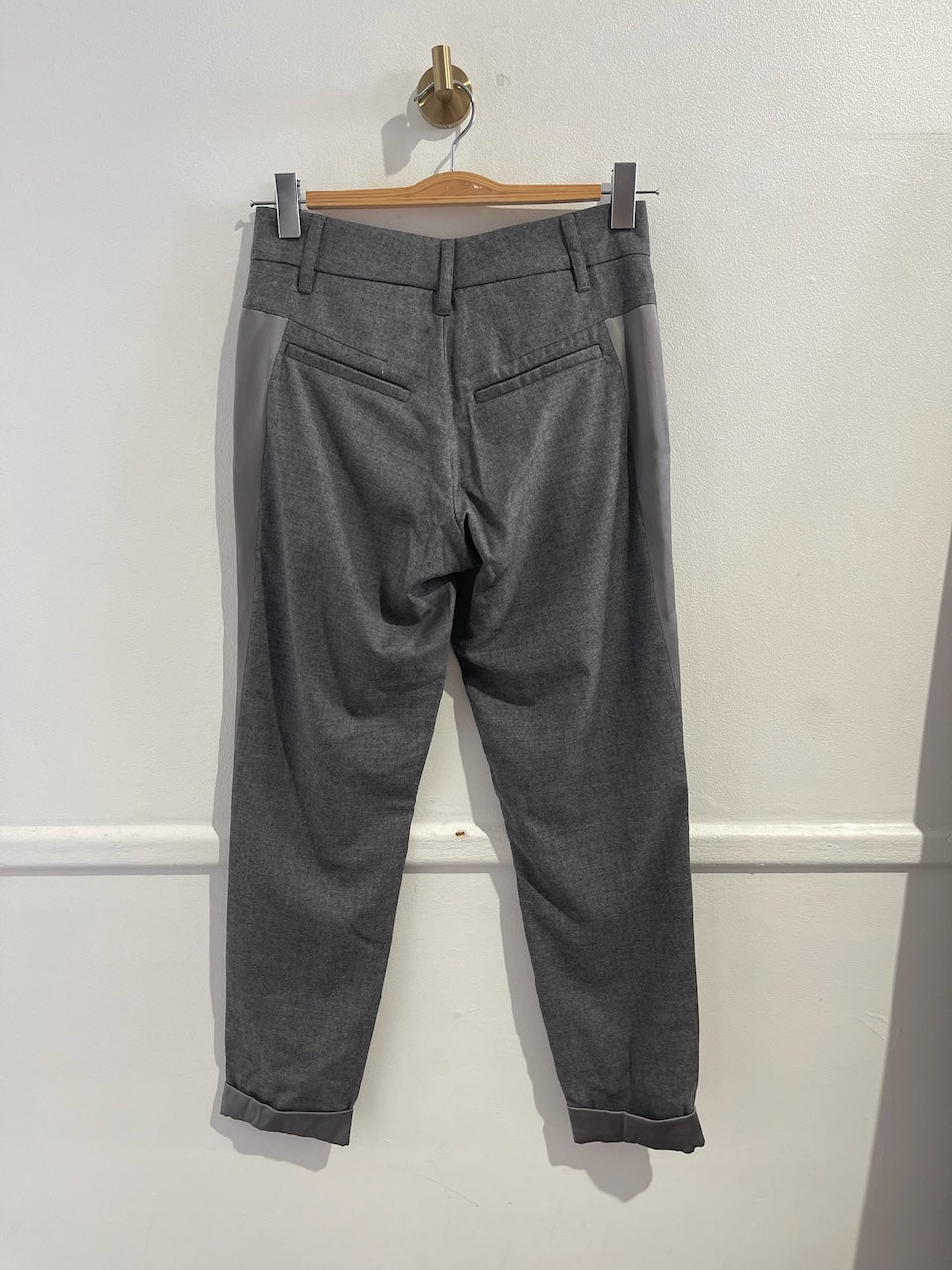 Pantalon Brunello Cucinelli gris T.36