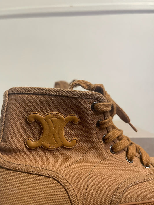 Bottines Celine camel T.39