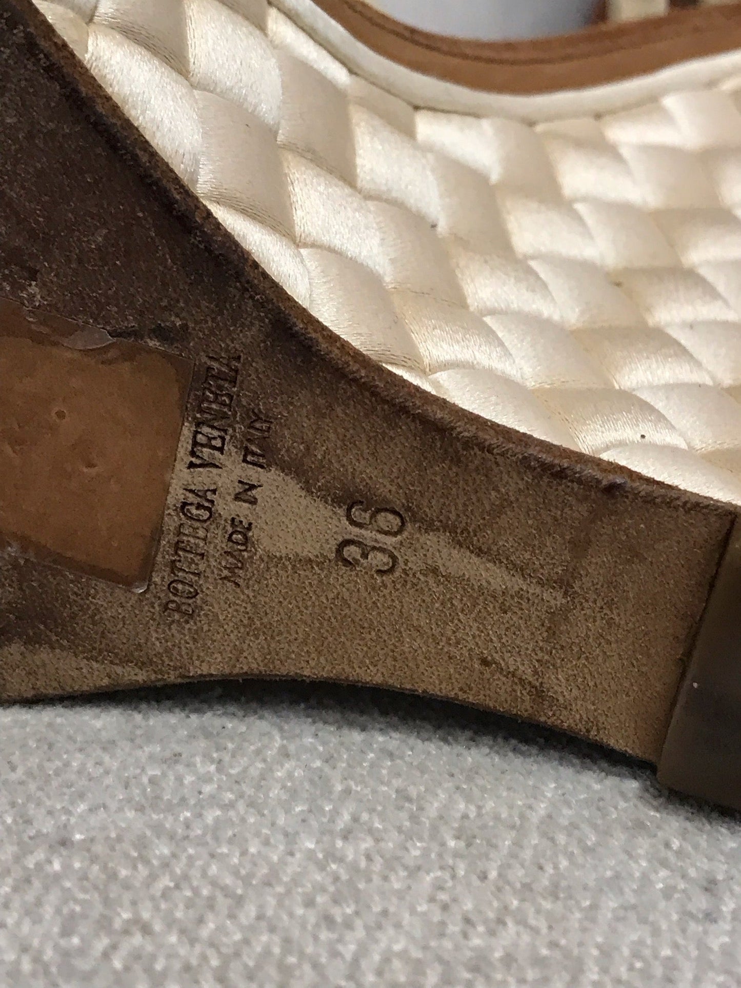 Sandales Bottega Veneta beige T.36