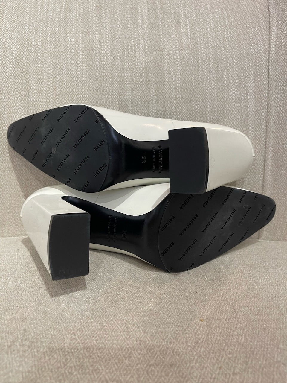Escarpins Balenciaga blancs T.38