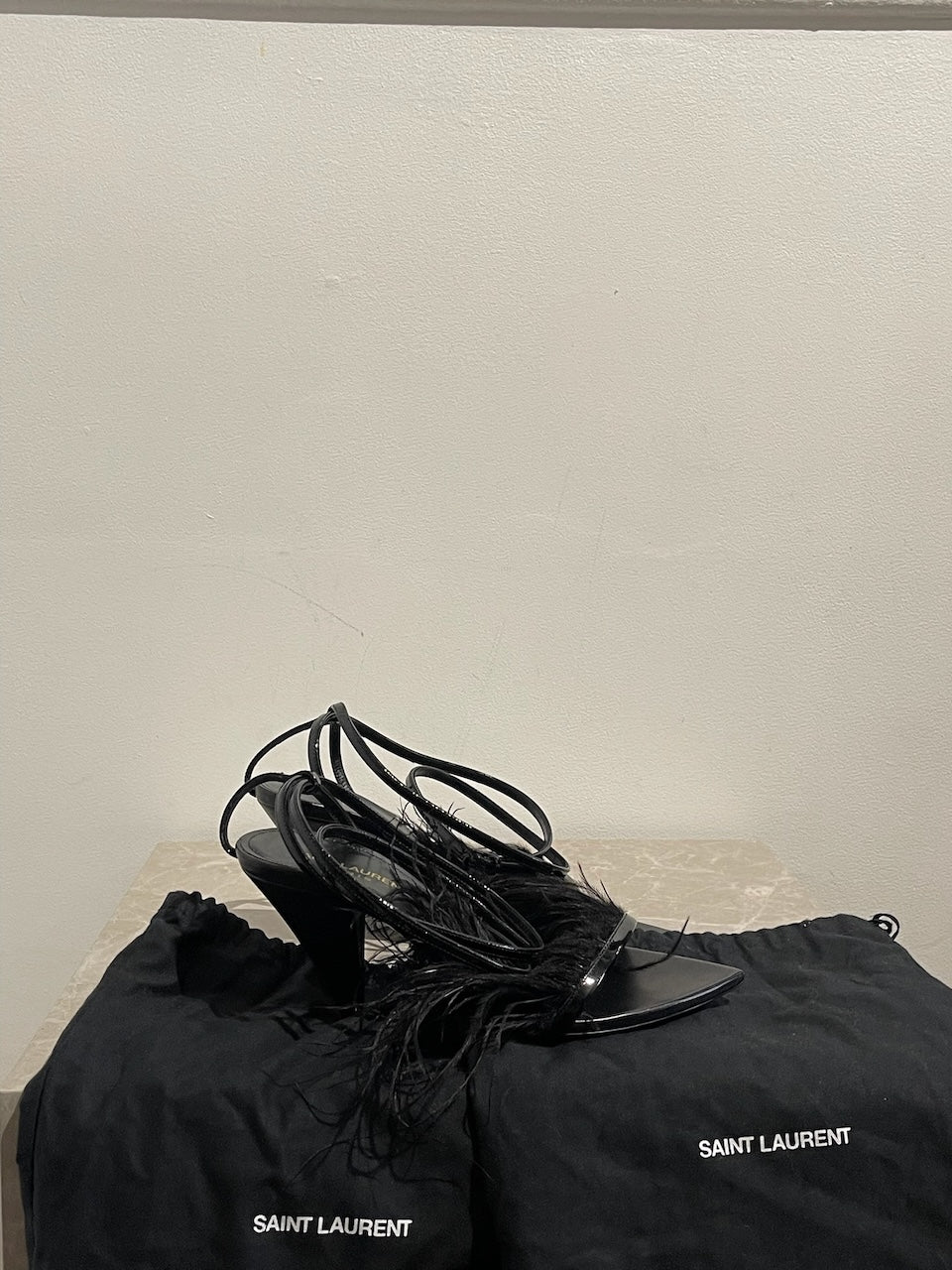 Sandales Saint Laurent noires T.36 NEUVES