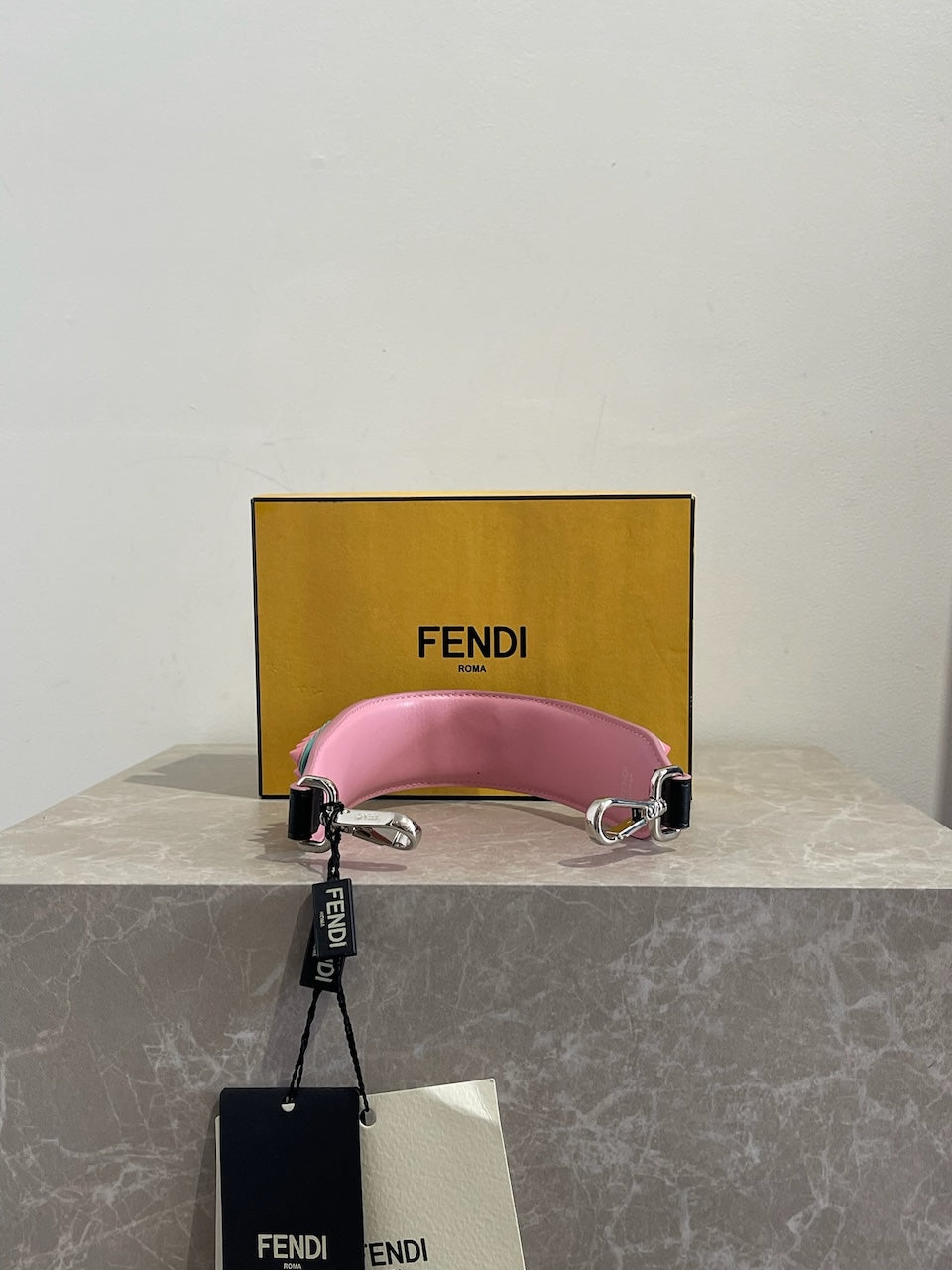 Anse de sac Fendi noire NEUVE