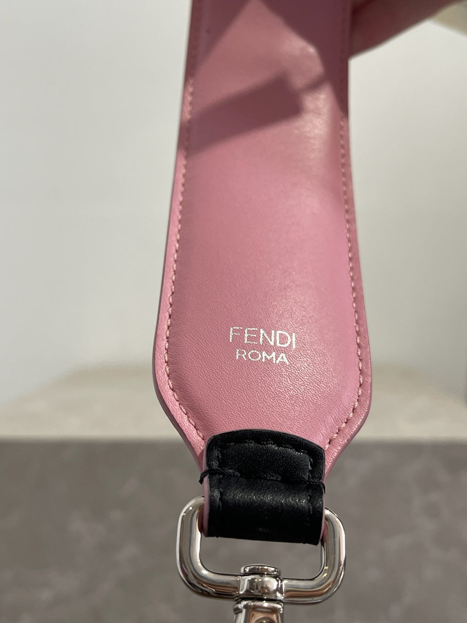 Anse de sac Fendi noire NEUVE