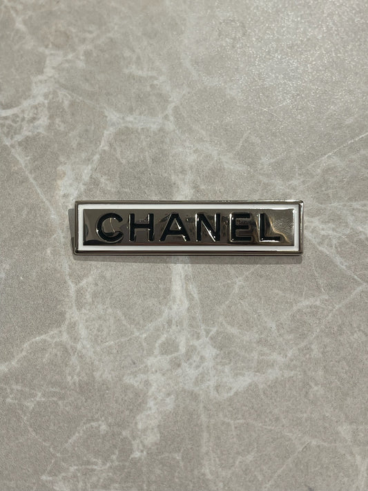 Broche Chanel