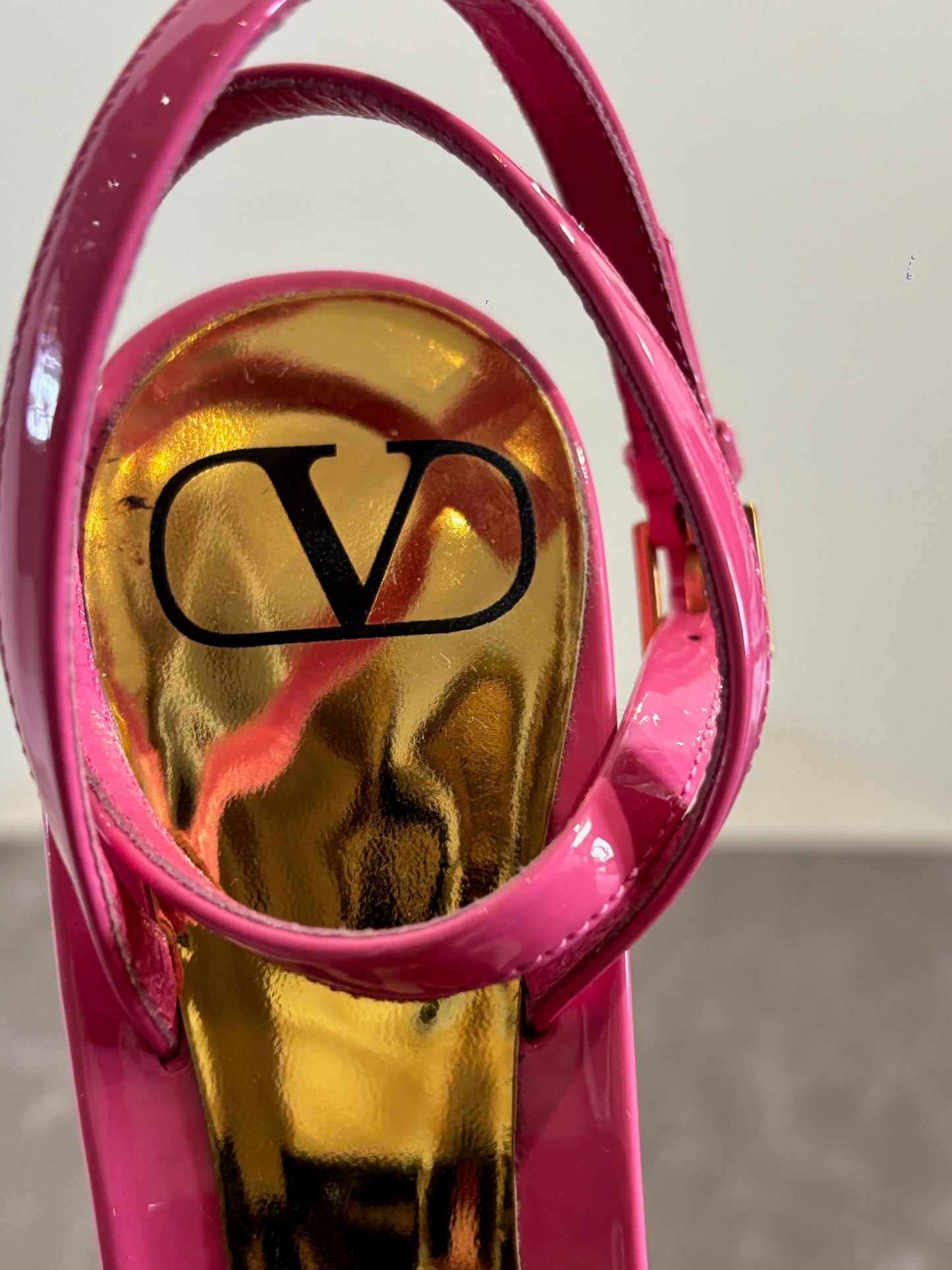 Escarpins Valentino roses T 37.5