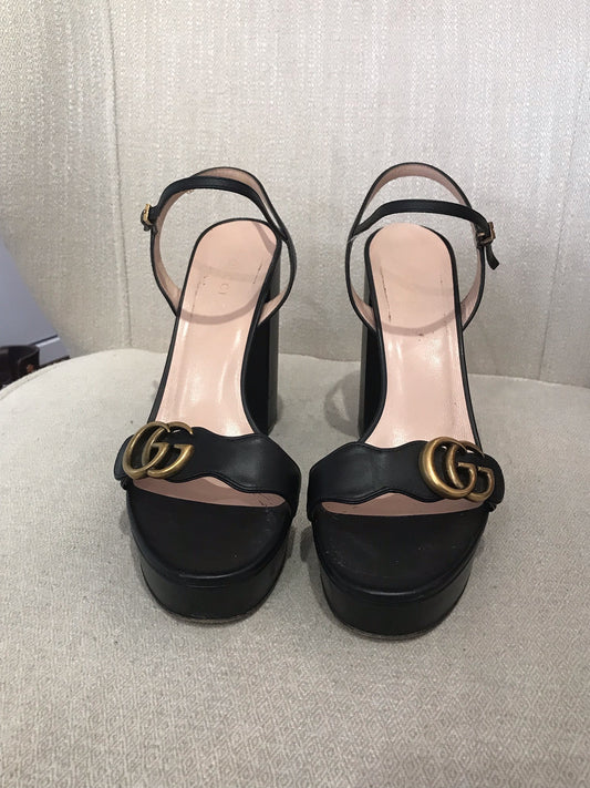 Sandales Gucci noires T.40,5