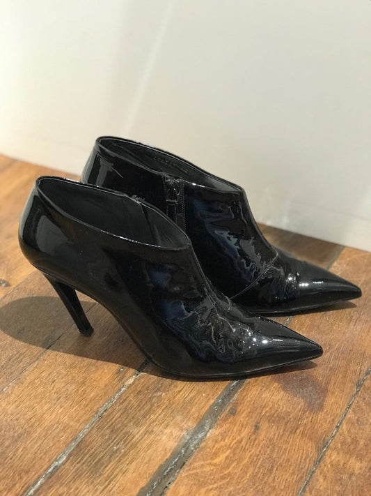 Boots Balenciaga noires T.40