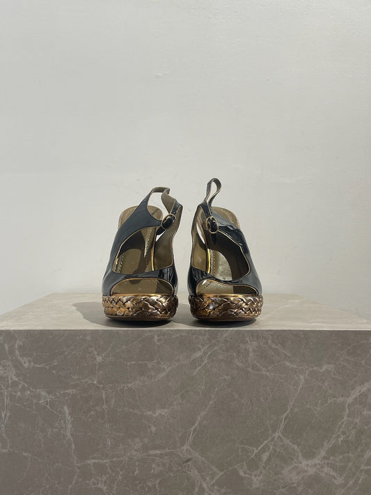 Escarpins Yves Saint Laurent noirs T.35,5