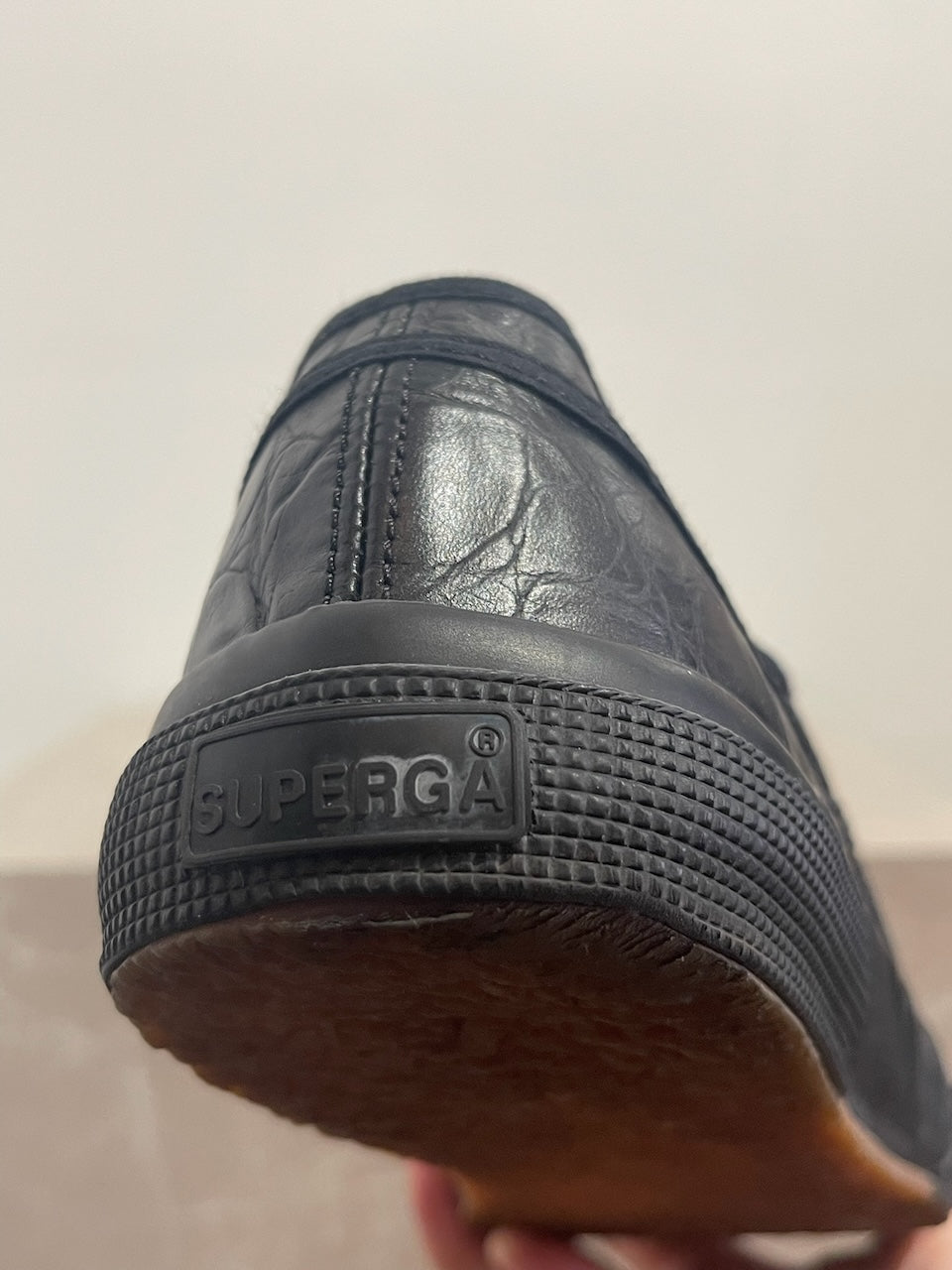 Baskets Alaia x Superga noires T.40
