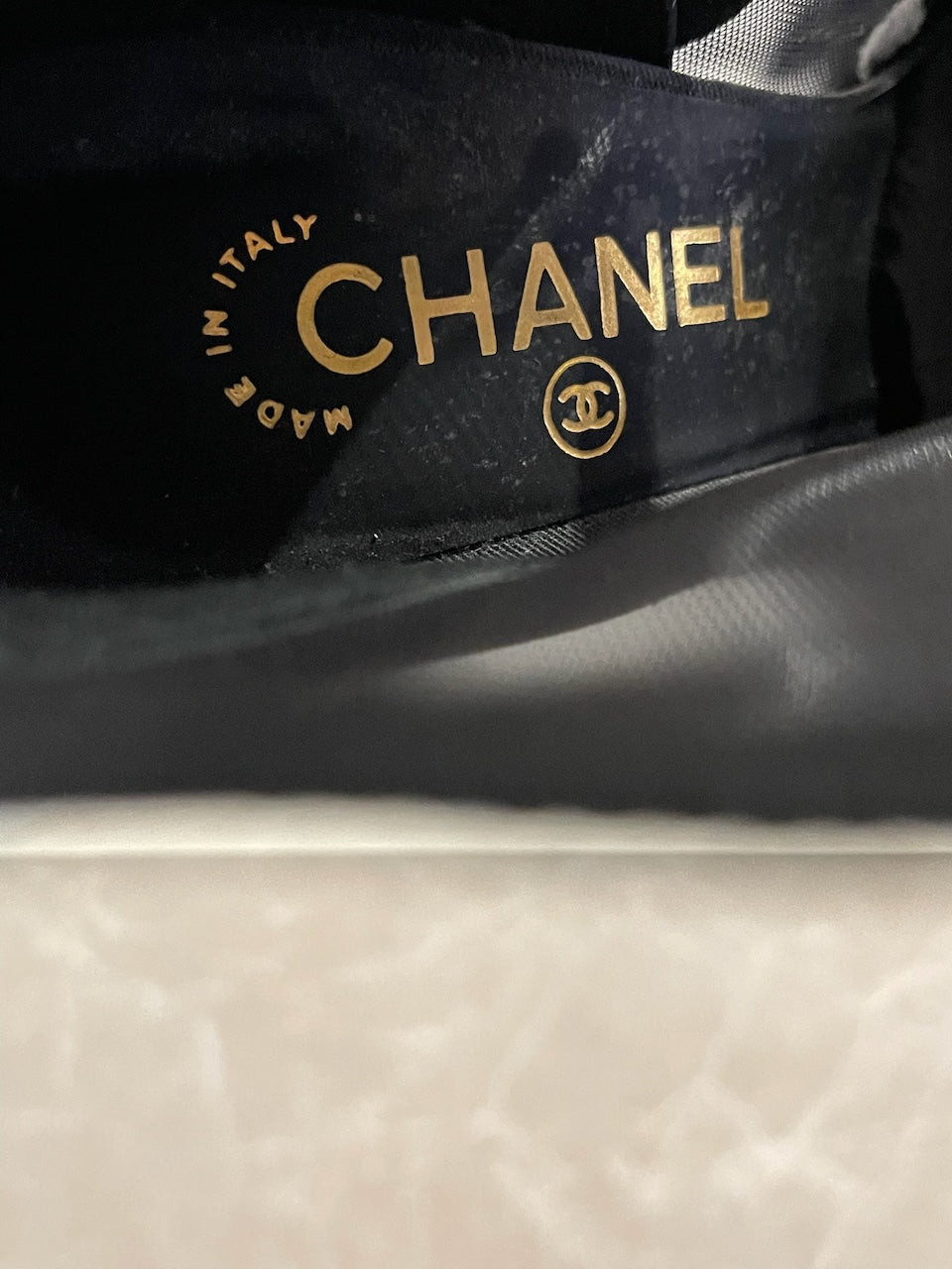 Boots Chanel noires T.38