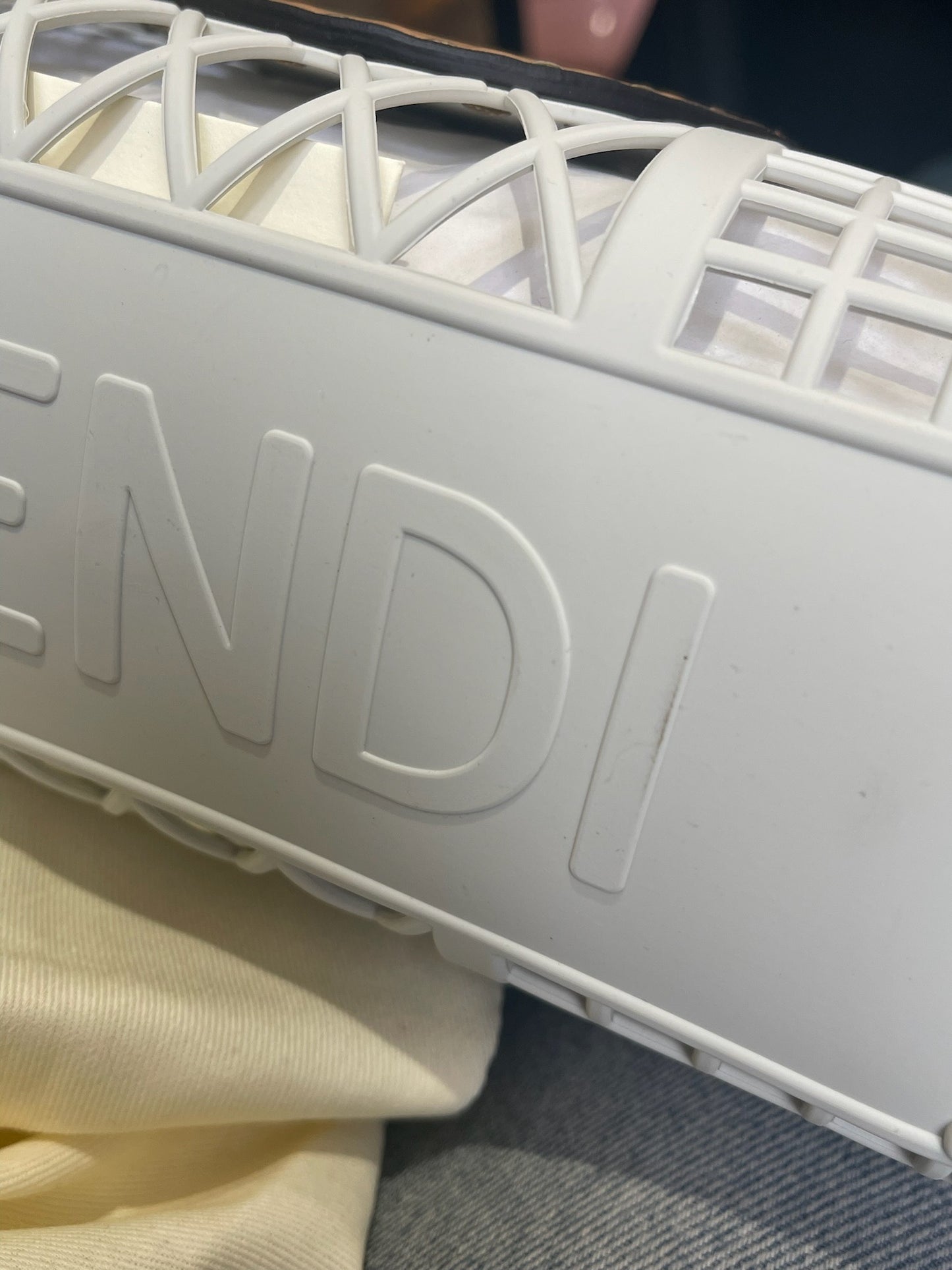 Sac Fendi Basket Small