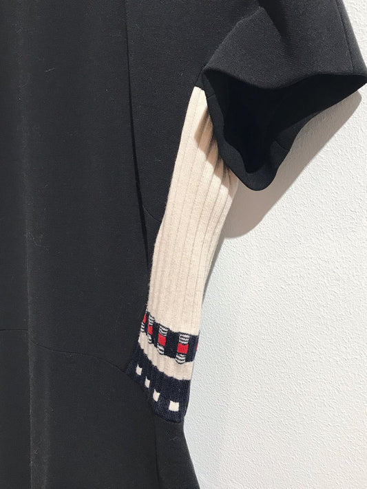 Robe Victoria Beckham noire T.40