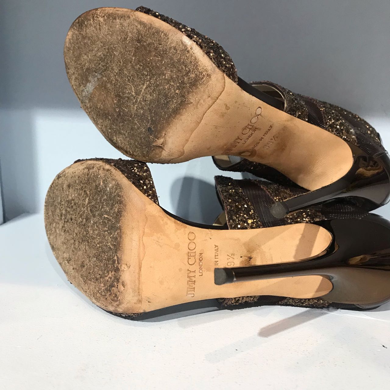 Sandales Jimmy Choo paillettes T.39,5