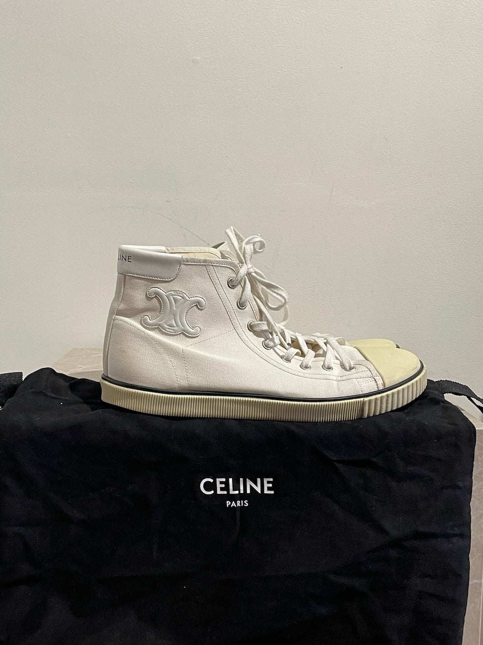 Basket Celine blanches T.40