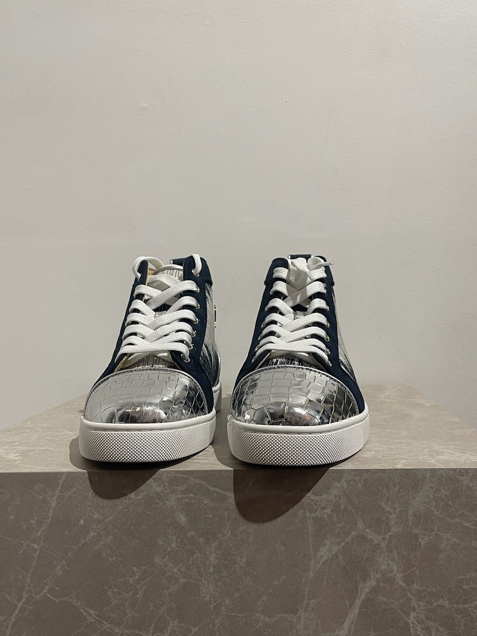 Baskets Christian Louboutin T.40 Neuves