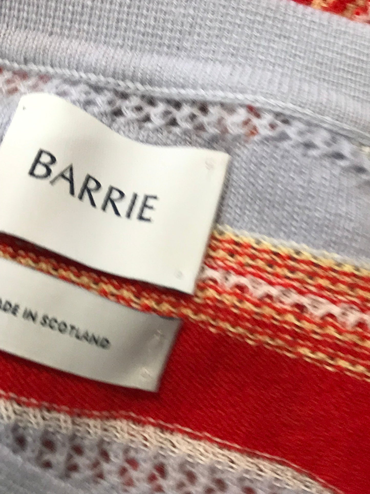 Pull Barrie rayé T.M Neuf