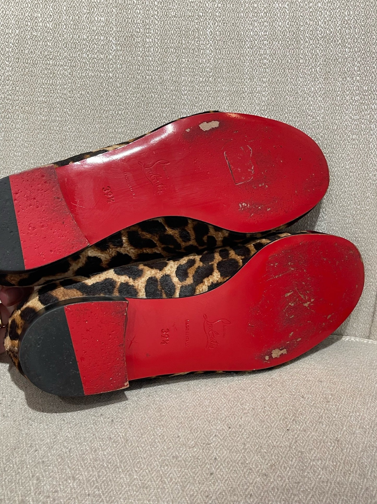 Mocassins Christian Louboutin leopard T.39,5