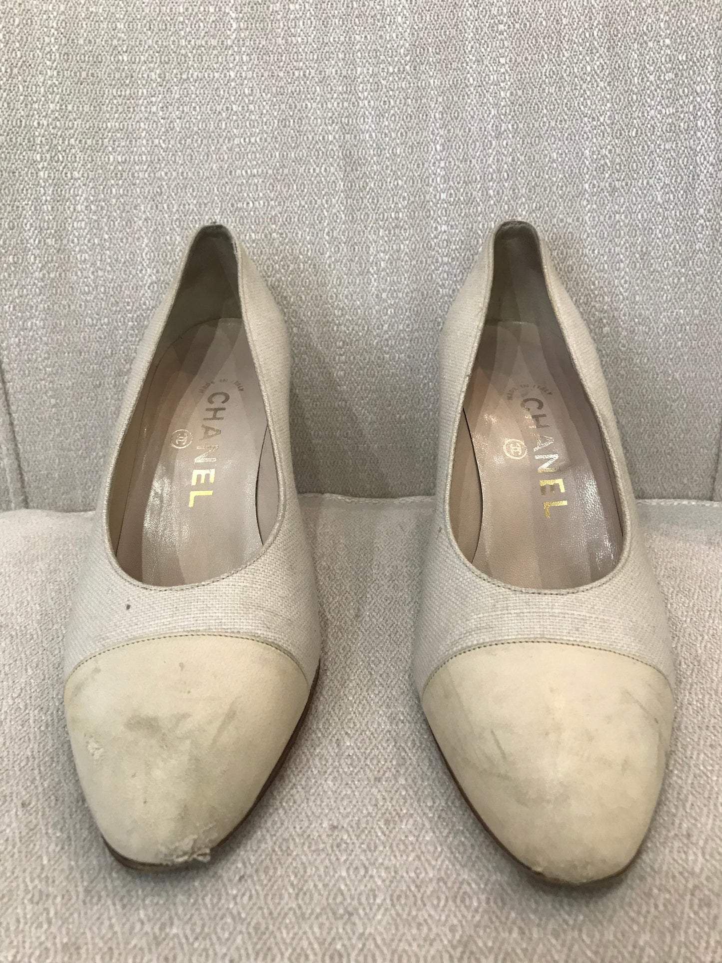Escarpins Chanel beiges T.37,5