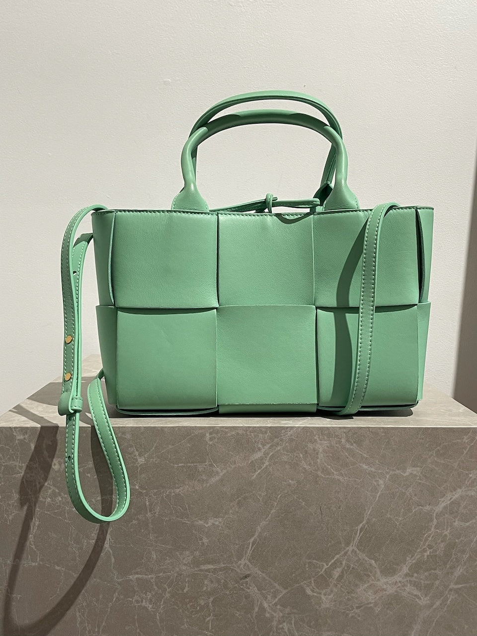 Sac Bottega Veneta Arco mini vert