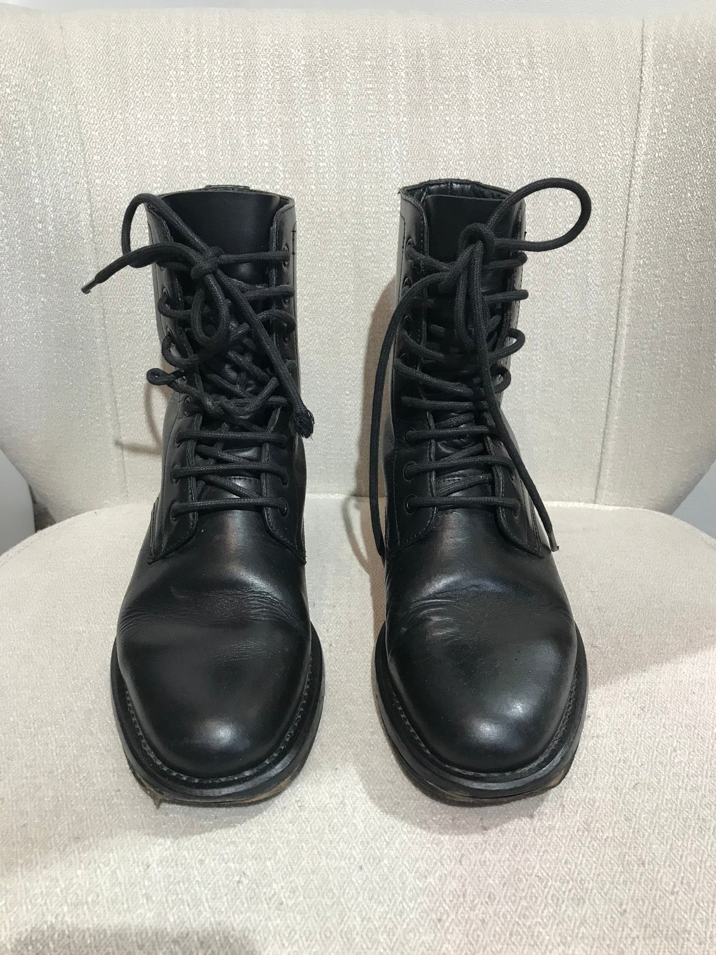 Boots rangers Saint Laurent noires T.39