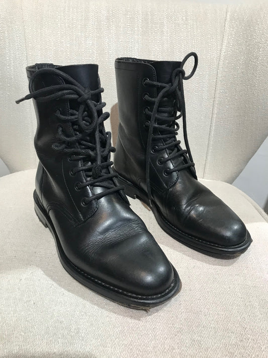 Boots rangers Saint Laurent noires T.39