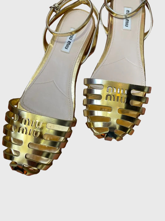 Sandales Miu Miu dorées T.37,5