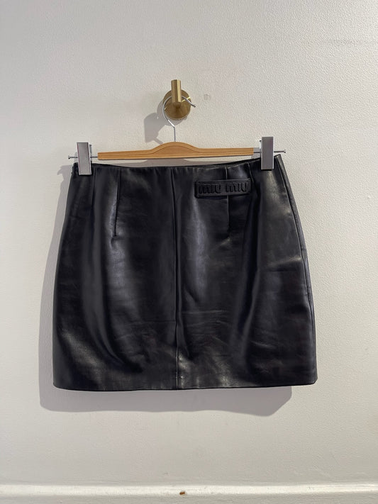 Jupe Miu Miu cuir T.36