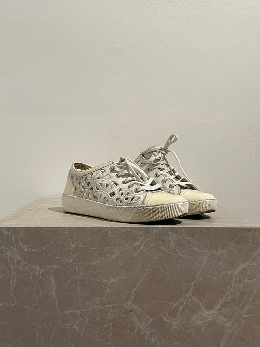 Baskets Chanel blanche T.37