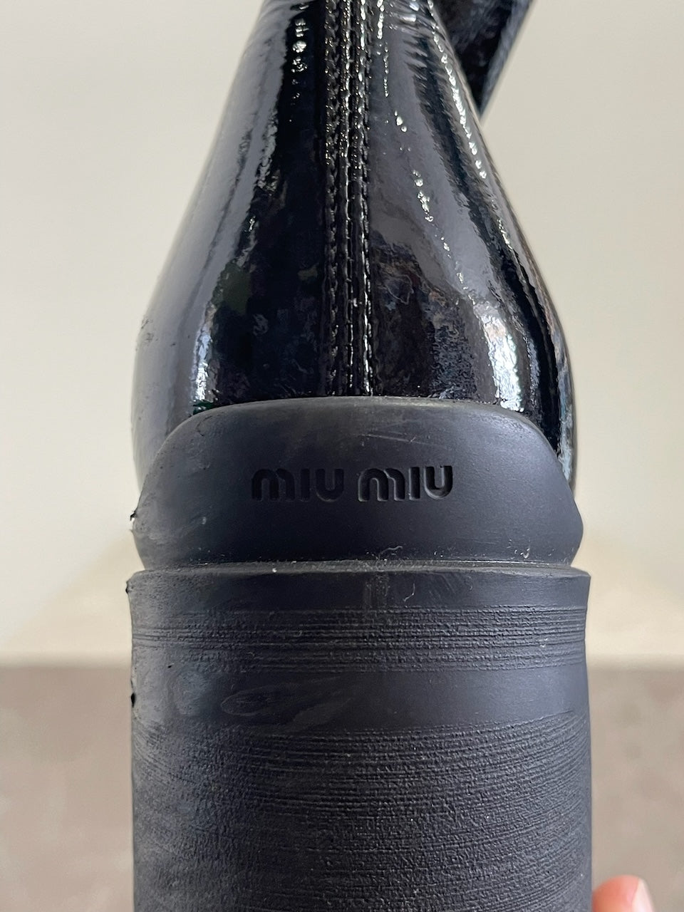 Bottines Miu Miu noires T.37