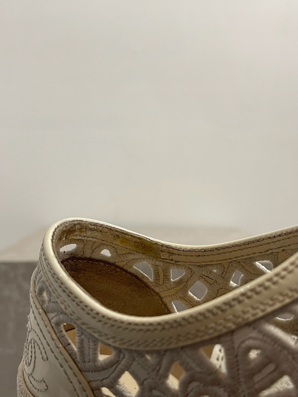 Baskets Chanel blanche T.37