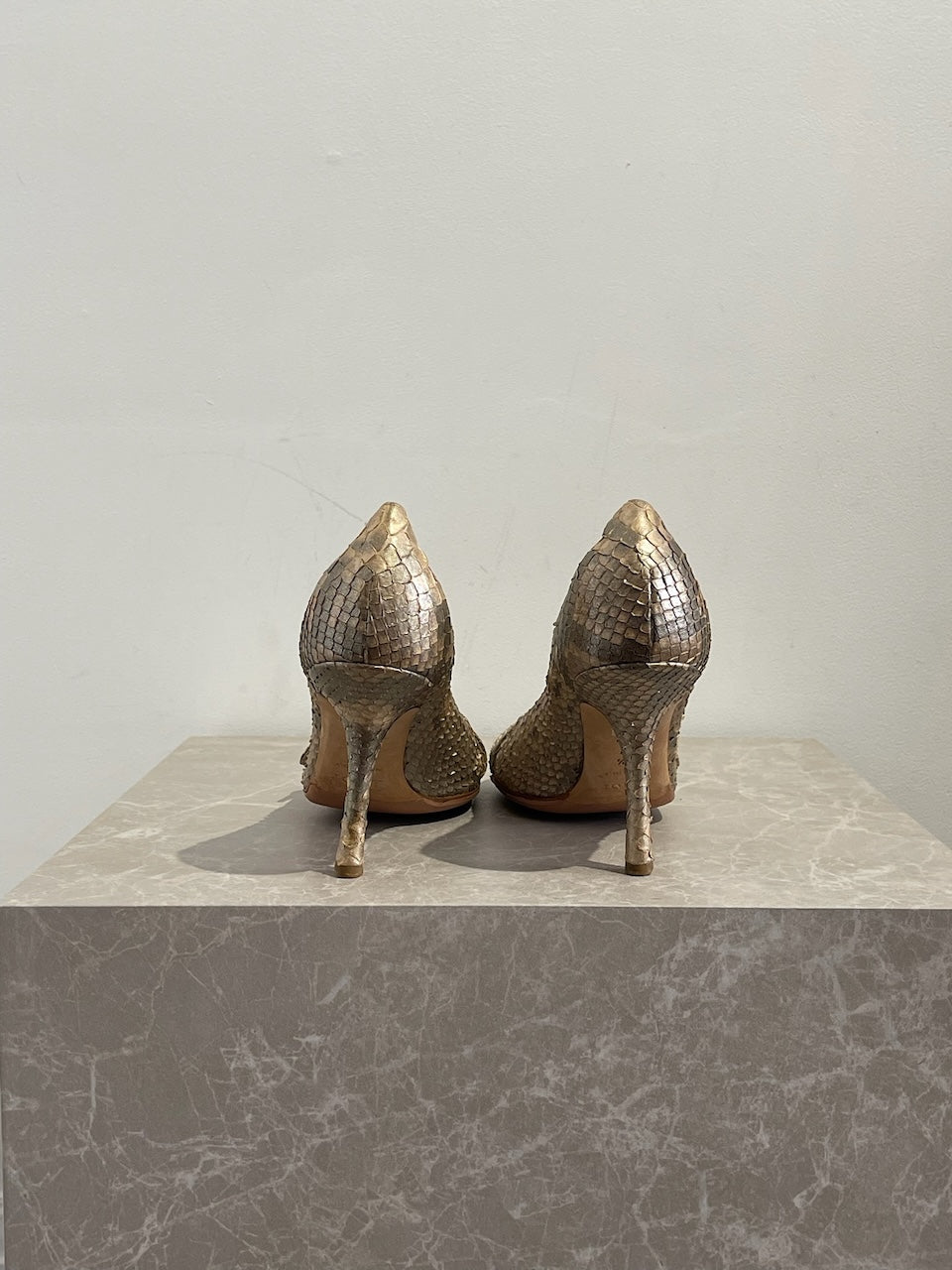 Escarpins Dior beige T.40,5