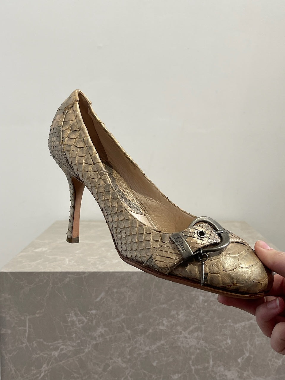 Escarpins Dior beige T.40,5